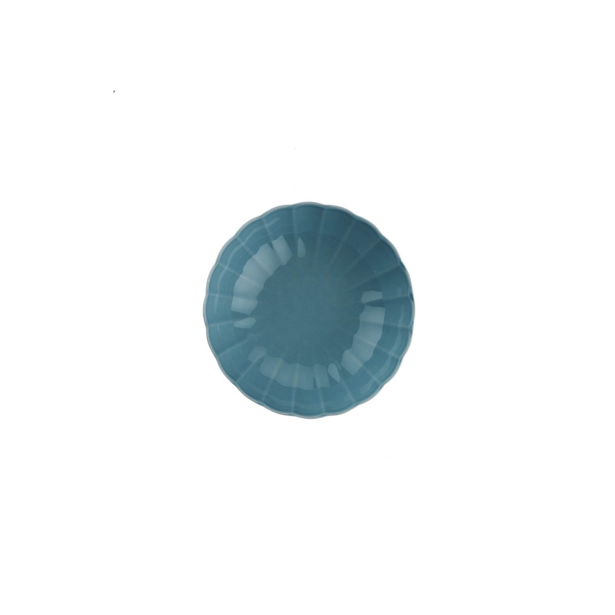 18-piece blue porcelain dinner set