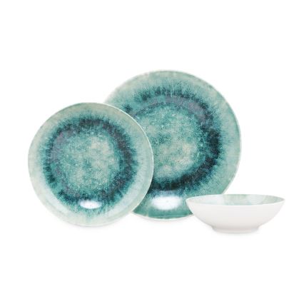 18-piece blue porcelain dinnerware set