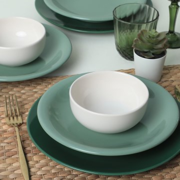 18-piece ceramic dinnerware set, green/white