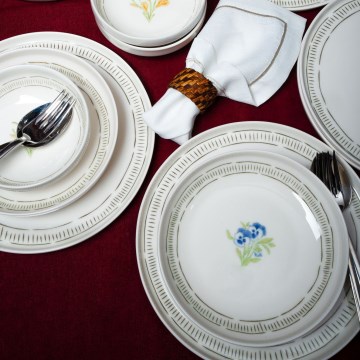 18-piece porcelain dinner set white/multicolored