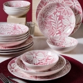 18-piece porcelain dinnerware set in red and white