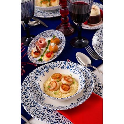 18-piece porcelain dinnerware set, white/blue