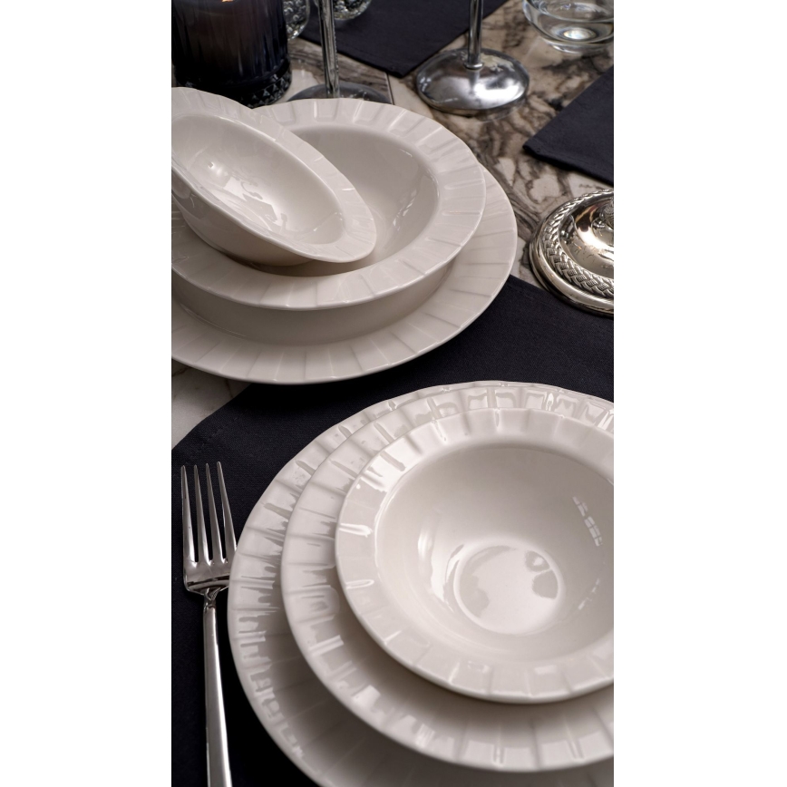 18-piece porcelain dinnerware set, white