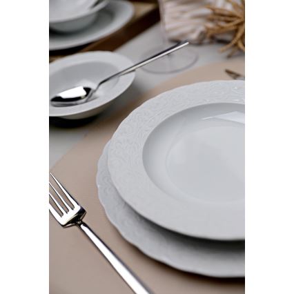 18-piece White Porcelain Dinner Set
