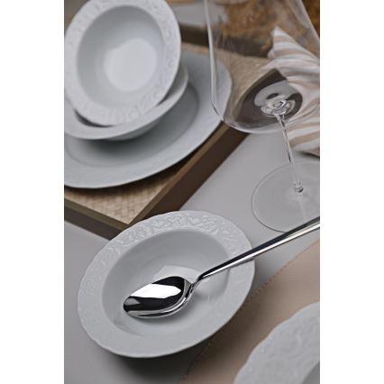 18-piece White Porcelain Dinner Set