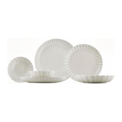 18-piece white porcelain dinnerware set