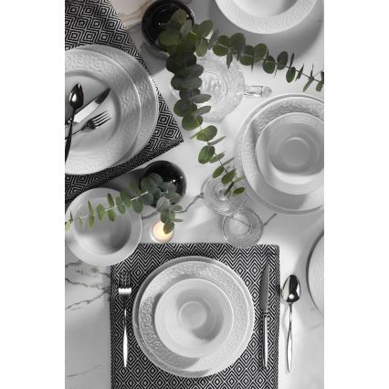 18-piece White Porcelain Dinnerware Set