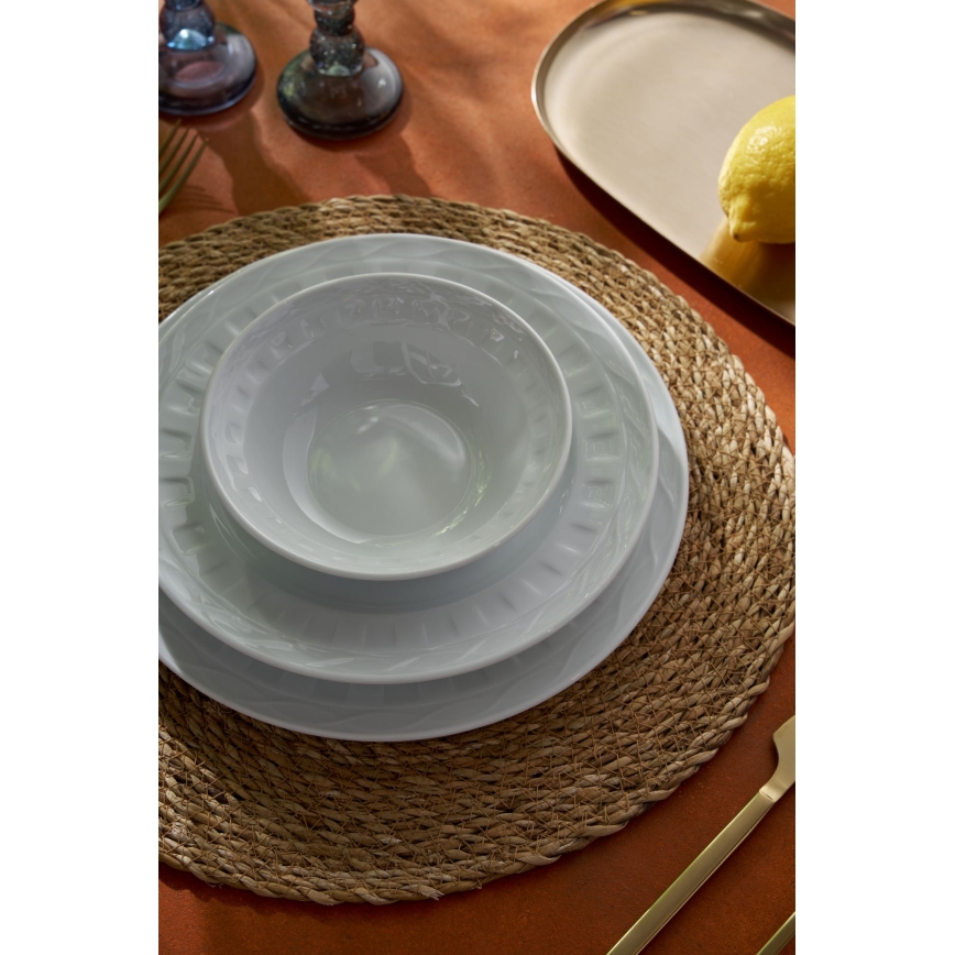 18-Piece White Porcelain Dinnerware Set