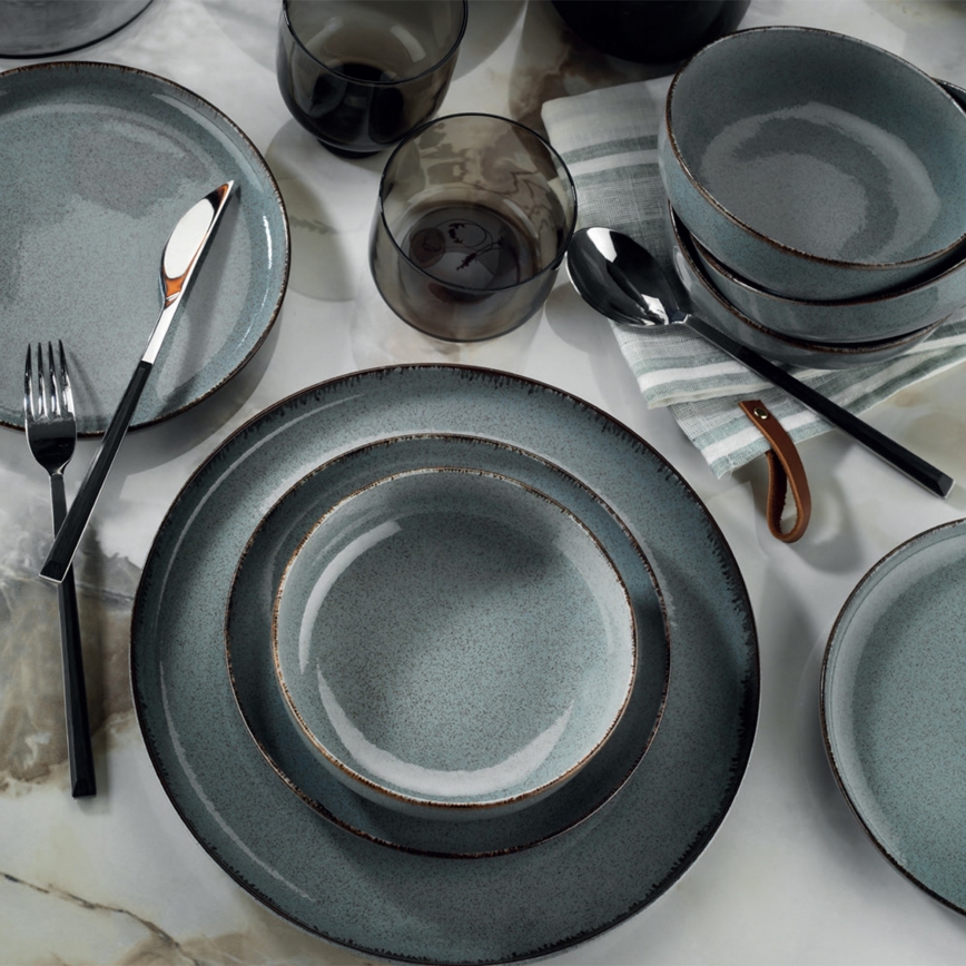 24-Piece Blue/Porcelain Dinner Set