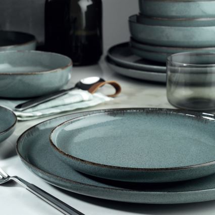 24-Piece Blue/Porcelain Dinner Set