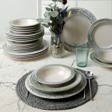 24-piece Ceramic Dinnerware Set – Cream & Green