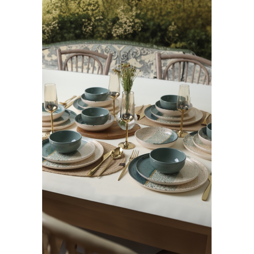 24-piece dinner set in turquoise and cream, stoneware