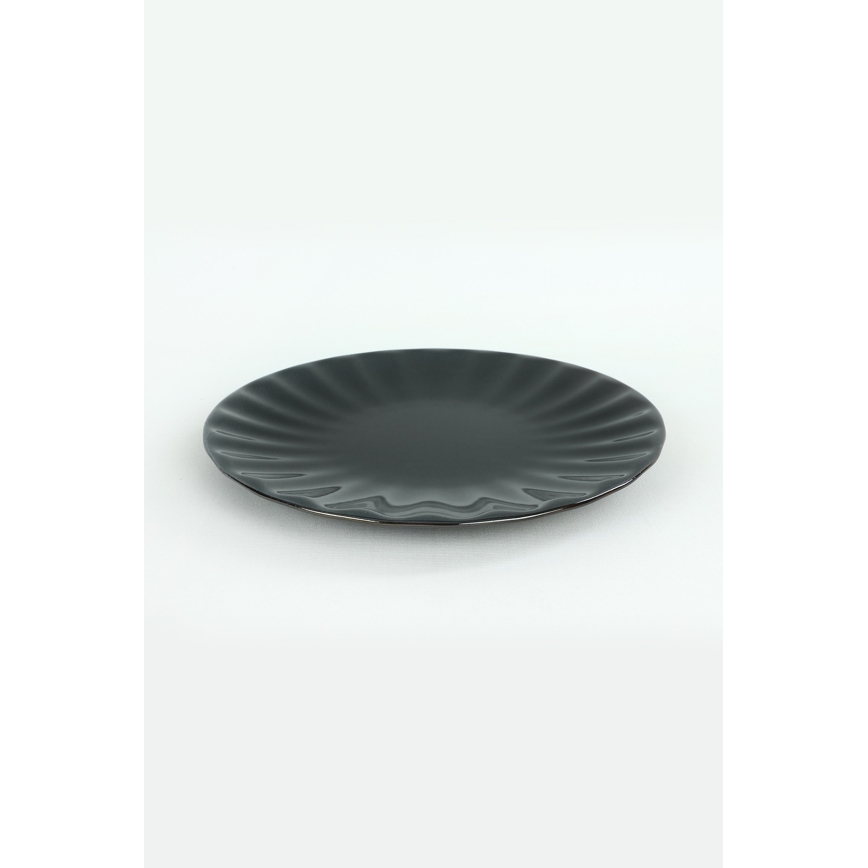 24-piece dinnerware set – black stoneware