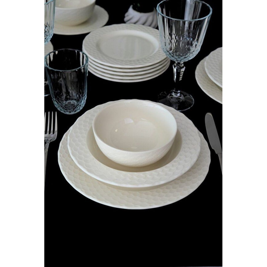 24-piece dinnerware set, white porcelain