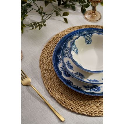 24-piece porcelain dinner set in blue and white