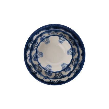 24-piece porcelain dinner set in blue and white