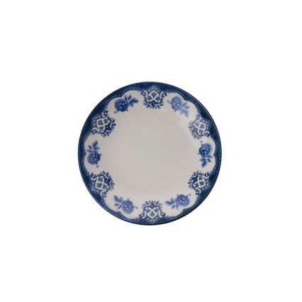 24-piece porcelain dinner set in blue and white