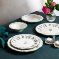 24-piece porcelain dinnerware set, white/green/red