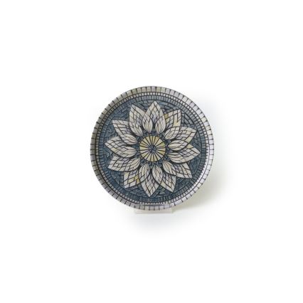 24-piece stoneware dinnerware set in blue and cream