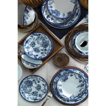 24-piece white/blue porcelain dining set