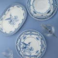 26-piece porcelain dinnerware set in white and blue