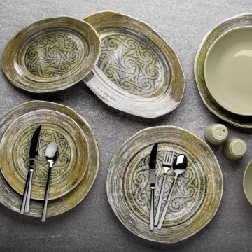 29-piece green porcelain dining set