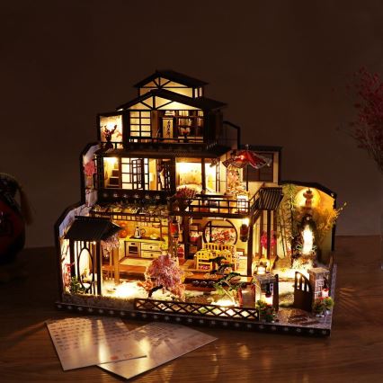 2Kids Toys - Miniature house Lavish sakura villa 2xAAA