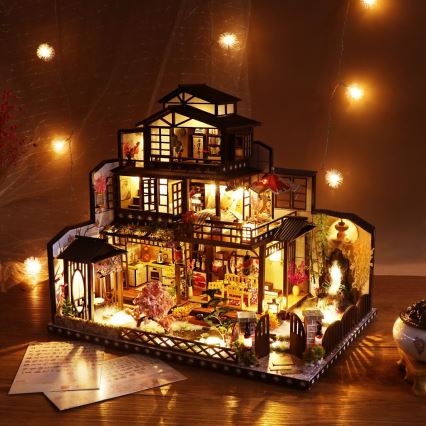 2Kids Toys - Miniature house Lavish sakura villa 2xAAA