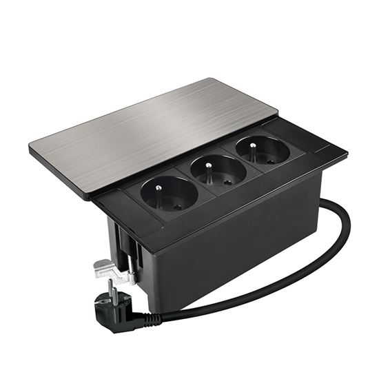 3Z Built-in Outlet