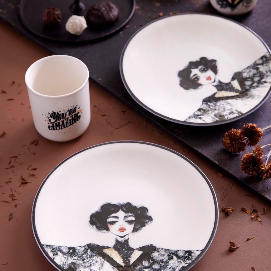 4-piece porcelain dinner set in black and white