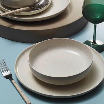 8-piece beige porcelain dinnerware set