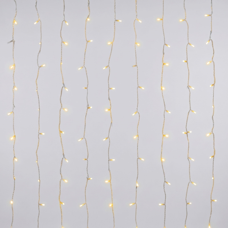 Aigostar - LED Outdoor Christmas String Lights 372 LEDs / 8 modes 3xAA 6x1.2m IP44 warm white