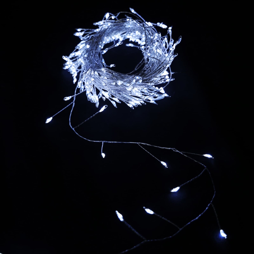 Aigostar - LED Outdoor Christmas String Lights 100 LEDs/8 functions 3xAA 3.3m IP44 cool white