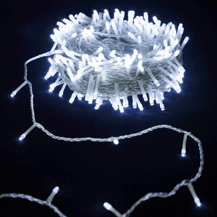 Aigostar - LED Outdoor Christmas string lights 200xLED/8 functions 4xAA 20m IP44 cool white