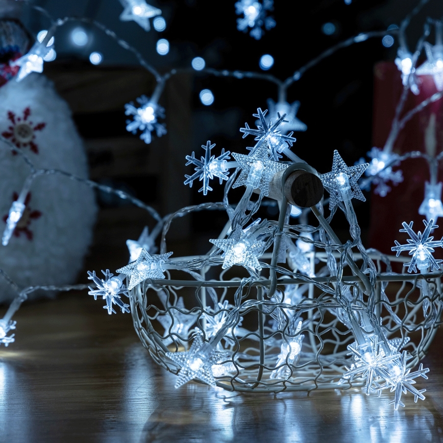 Aigostar - LED Outdoor Christmas String Lights 25xLED/8 functions 3xAA 2,5 m IP44 cool white