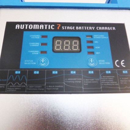 Automatic lead acid battery charger 12/230V