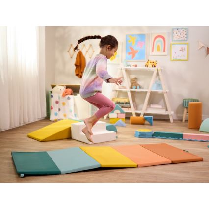 B-Toys - WONDERTUMBLE Foam Foldable Play Mat 72 x 175 cm