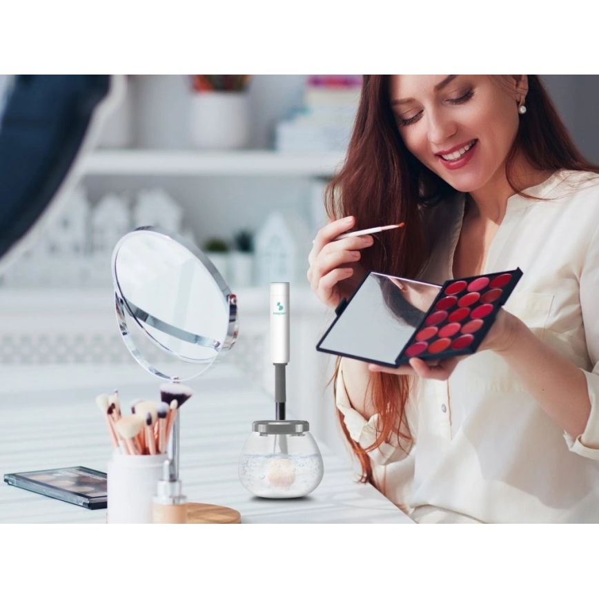 Beper - Makeup Brush Cleaner 2xAAA