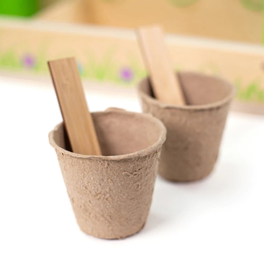 Bigjigs Toys - Gardening set in a crate