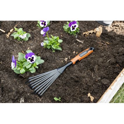 BLACK+DECKER - Handheld rake 40 cm