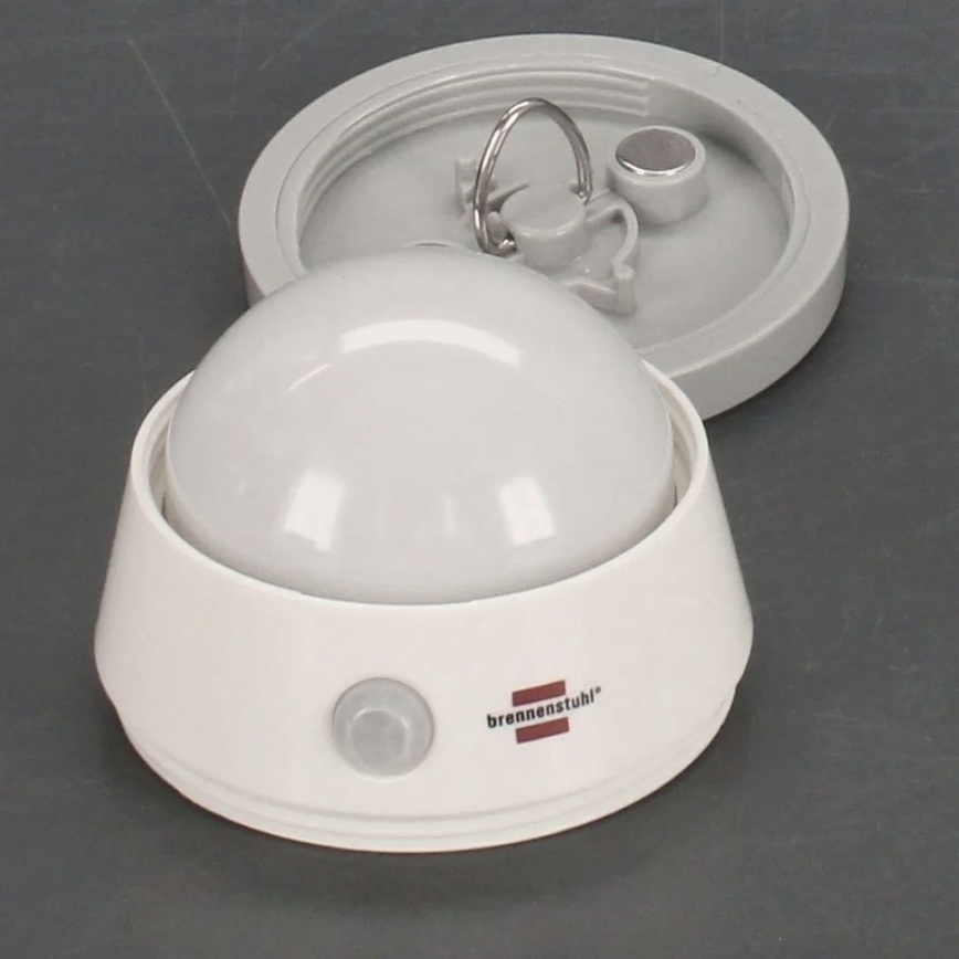 Brennenstuhl - LED Orientation light with motion sensor LED/3xAA 3000K
