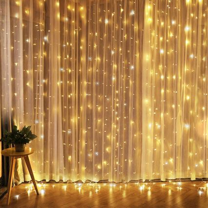 Brilagi - LED Christmas curtain lights 300xLED/8 functions/3xAA/USB 1,2m warm white