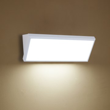 Brilagi - LED Outdoor Wall Light TRIANGLE LED/42W/230V 45 cm White IP65