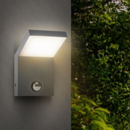 Brilagi - RIANO LED Outdoor Wall Light with Sensor, 8W/230V, Silver, IP65