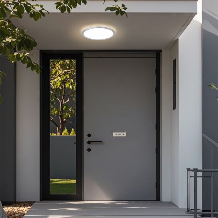 Brilagi - ULTRA SLIM LED Bathroom Ceiling Light LED/12W/230V Ø 22.5 cm Silver IP54