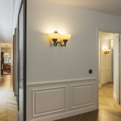 Brilagi - Wall lamp CLASSIC 2xE27/60W/230V brass