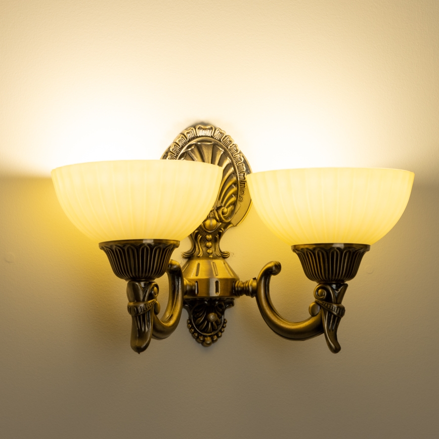 Brilagi - Wall lamp CLASSIC 2xE27/60W/230V brass