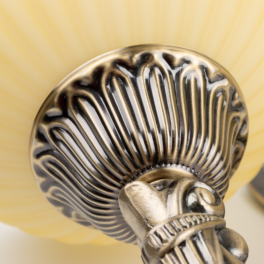 Brilagi - Wall lamp CLASSIC 2xE27/60W/230V brass