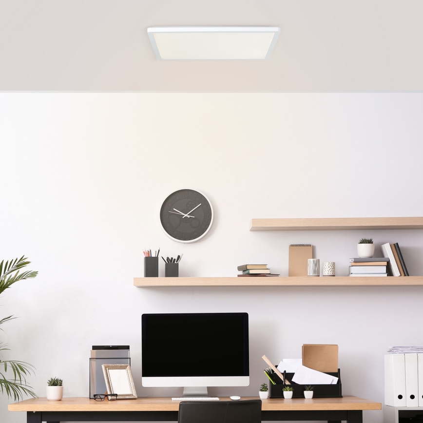 Brilliant - MILTON LED Ceiling Light 24W/230V 42 x 42 cm White