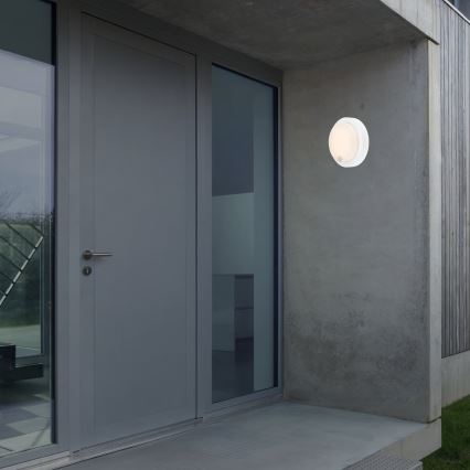 Brilo - Rechargeable Outdoor LED Wall Light with Sensor, 4W/5V, 4400 mAh, IP44, White